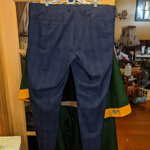 NWOT Saks Fifth Avenue dress pants 39x32 - Picture 3 of 4